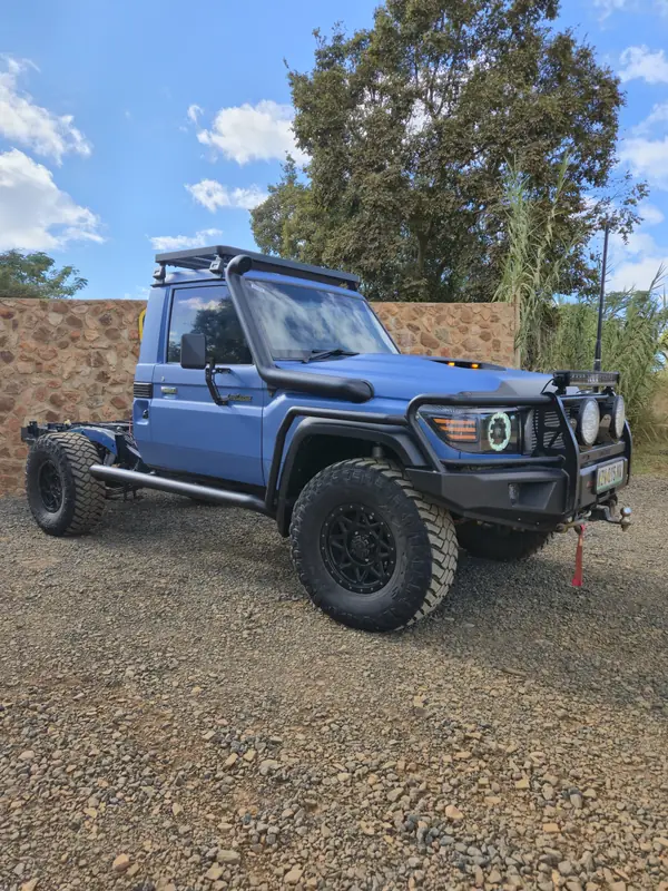 Blue Land Cruiser 79 after restoration and respray